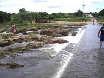 CACHOEIRA  POR ELAINE DE ARAJO GOMES - PILES - RN