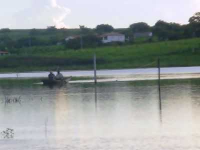 PESCADORES NO AUDE DA CIDAADE, POR ELAINE DE ARAJO GOMES - PILES - RN