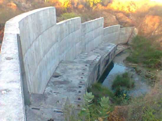 SANGRADOURO DA BARRAGEM POR DANIEL PINHEIRO, POR DANIEL DA SILVA PINHEIRO - POO BRANCO - RN