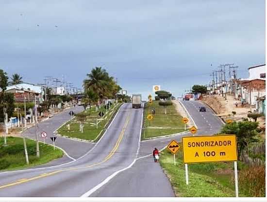 ITIRUU-BA-AVENIDA CARLOS BONINI,ENTRADA DA CIDADE-FOTO:ED SANTOS - ITIRUU - BA