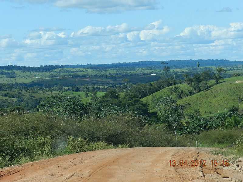 PARECIS-RO-ESTRADA E VISTA DA REGIO-FOTO:ADEMIR DE MATOS - PARECIS - RO