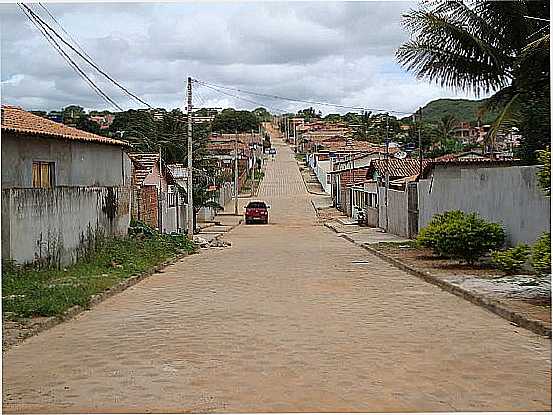 JACARACI-BA-RUA ANANIAS J.DE SOUZA-FOTO:ANDERSON DE OLIVEIRA - JACARACI - BA