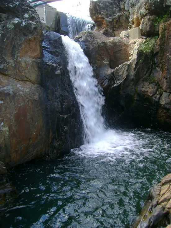 PEDRA FURADAII, POR OLGUINHA DAVID - JACARACI - BA