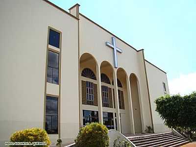 IGREJA MATRIZ N.S.DA 
APARECIDA FOTO VICENTE A. QUEIROZ - ROLIM DE MOURA - RO