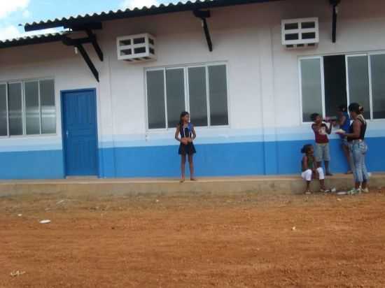 ESCOLA E E F M ATONIA FIEIRA FROTA, POR MARCOS VINICIUS FERREIRA - VISTA ALEGRE DO ABUN - RO