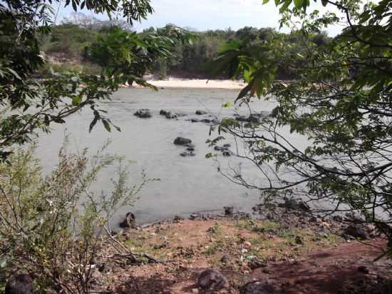 RIO TACUTU - FRONTEIRA ENTRE BRASIL E GUIANA INGLESA, POR DERBI MOTA DE SOUZA - BONFIM - RR