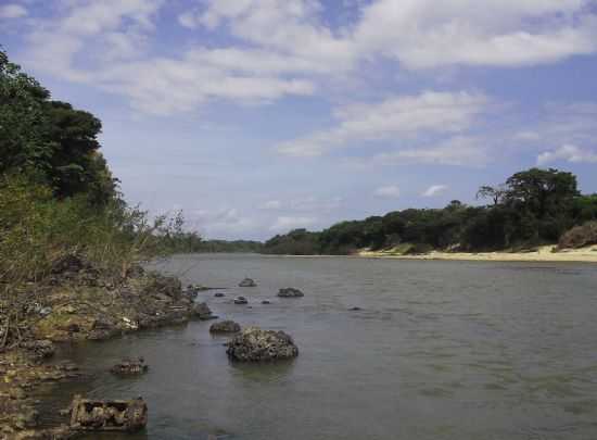 RIO TACUTU - FRONTEIRA ENTRE BRASIL E GUIANA INGLESA, POR DERBI MOTA DE SOUZA - BONFIM - RR