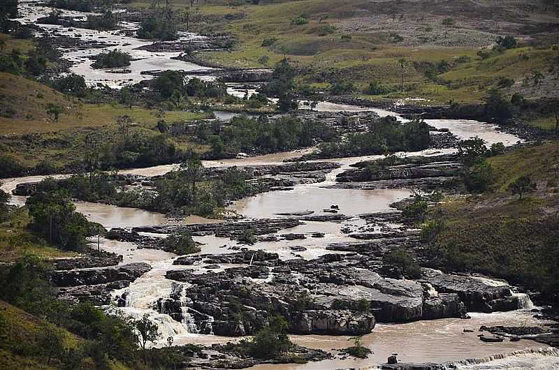 UIRAMUT-RR-CACHOEIRAS DO RIO UIAIL-FOTO:JOELDSON HABERT - UIRAMUT - RR