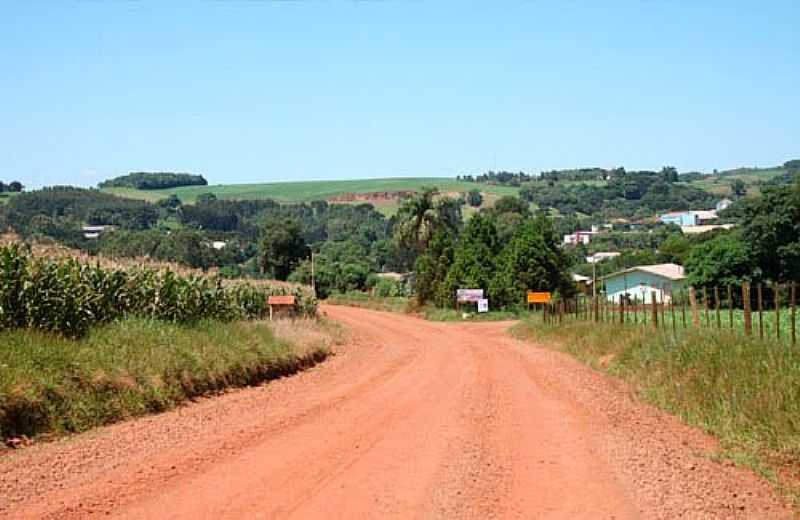 GUA SANTA-RS-CHEGANDO NA CIDADE-FOTO:HJOBRASIL - GUA SANTA - RS