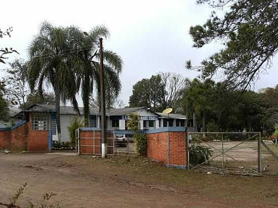 ESCOLA ESTADUAL MADRE STANISL EM ALTO DA UNIO-FOTO:CESAR LOPES - ALTO DA UNIO - RS