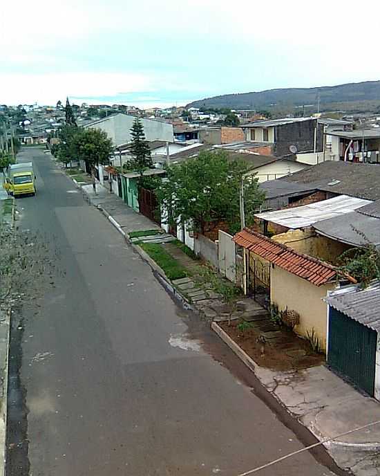 ALVORADA-RS-RUA 18, ALGARVE-FOTO:FABUS - ALVORADA - RS