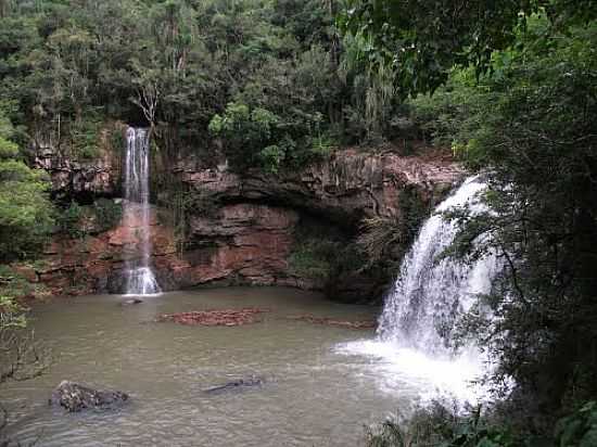 CACHOEIRAS EM ANTA GORDA-RS-FOTO:JOSIAS PORCIUNCULA O - ANTA GORDA - RS