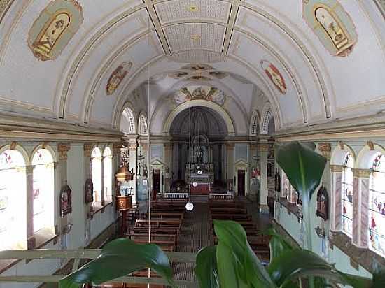 ANTNIO PRADO-RS-INTERIOR DA MATRIZ DO SAGRADO CORAO DE JESUS-FOTO:SIDNEI RECCO - ANTNIO PRADO - RS