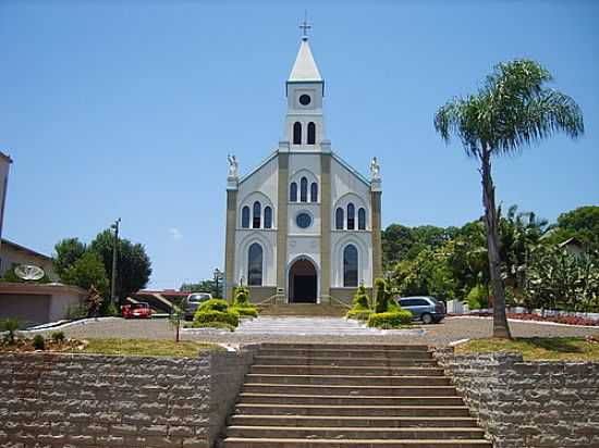 PRAA E IGREJA MATRIZ DE ARATIBA-RS-FOTO:AURI BRANDO - ARATIBA - RS