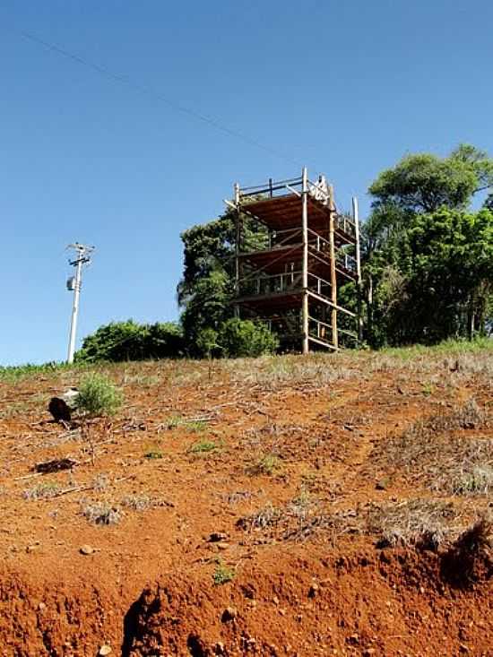 TORRE DA TIROLESA EM ARATIBA-RS-FOTO:@EREXIM - ARATIBA - RS