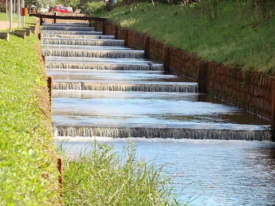 RIO LEO CANALIZADO EM UREA-FOTO:EUZBIO SKOVROINSKI - UREA - RS