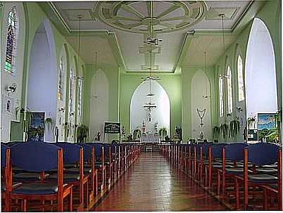 DENTRO DA IGREJA POR AUTI BRANDO - BARO DE COTEGIPE - RS