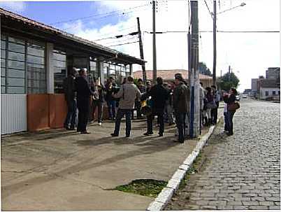 RESTAURANTE PLANALTO RECEBENDO TURISTAS, POR JAIR MARINHO DOS SANTOS - BOM JESUS - RS