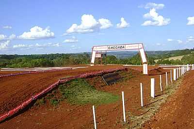 PISTA DE MOTO CROSS-PARQUE AQUTICO RICHTER-FOTO:CELO L. CHRISTOFF - BOM PROGRESSO - RS