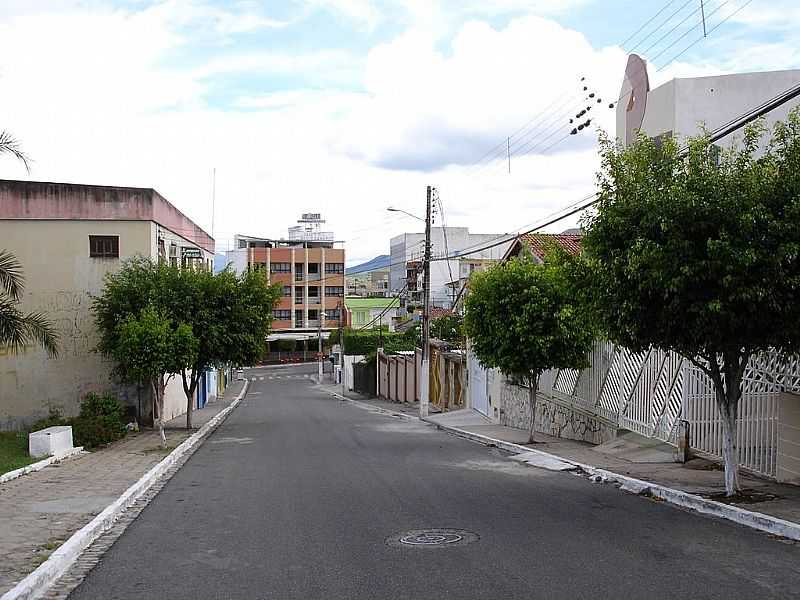 JEQUI-BA-RUA DA CIDADE-FOTO:RUY REIS - JEQUI - BA