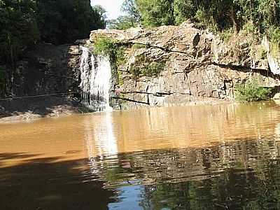 CASCATA MARAT-PLINIO H. LORENZ - BROCHIER - RS