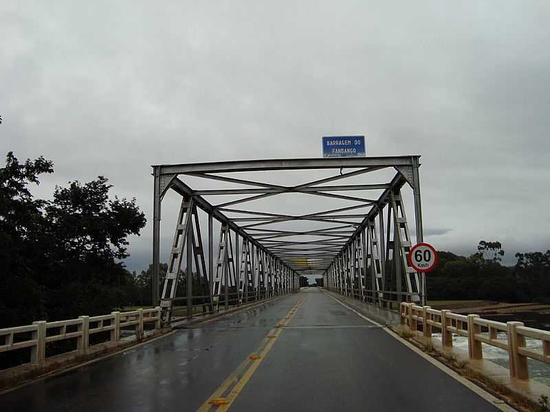 CACHOEIRA DO SUL-RS-PONTE DE FERRO SOBRE A BARRAGEM DO FANDANGO-FOTO:PCRAPAKI - CACHOEIRA DO SUL - RS