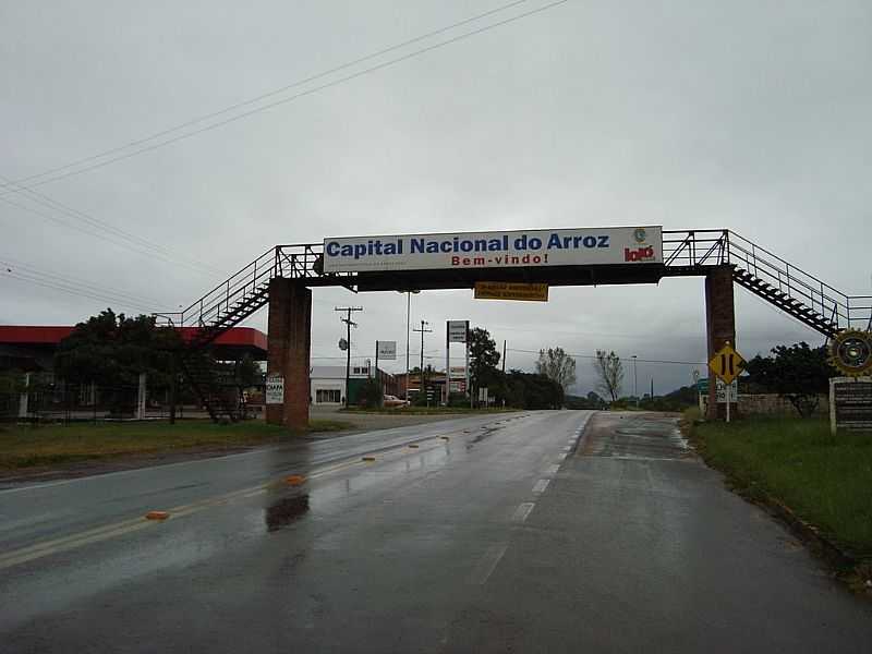 CACHOEIRA DO SUL-RS-PRTICO DE ENTRADA DA CIDADE-FOTO:PCRAPAKI - CACHOEIRA DO SUL - RS