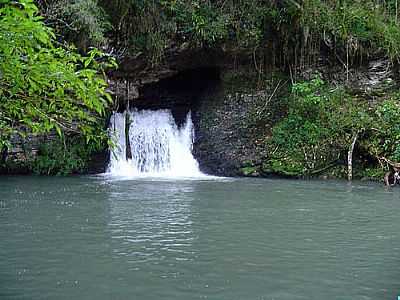 CASCATA JANELA-FOTO:MCOLET  - CAMARGO - RS