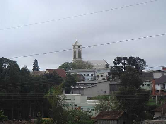 VISTA DA TORRE DA IGREJA DE CAMBAR DO SUL-RS-FOTO:MARCELO S F - CAMBAR DO SUL - RS