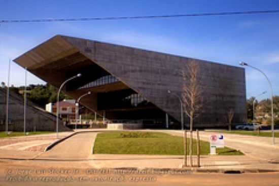 CEI-CENTRO DE EDUCAO INTEGRADA EM CAMPO BOM-FOTO:JORGE LUS STOCKER J - CAMPO BOM - RS