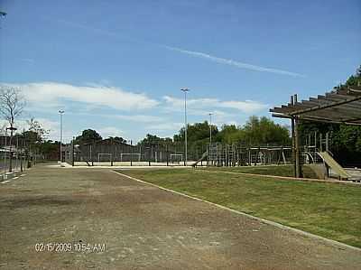 PARQUE MUNICIPAL POR MARCIRIO D LEITE - CAMPO BOM - RS