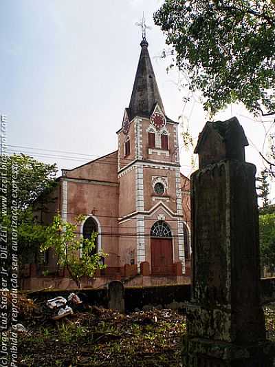 CEMITRIO E IGREJA LUTERANA-POR JORGE LUS STOCKER J - CAMPO BOM - RS