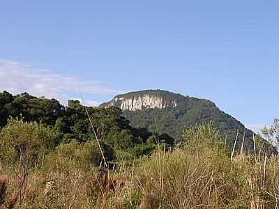 CRRO DO BOTUCARA-FOTO:BRENOB  - CANDELRIA - RS