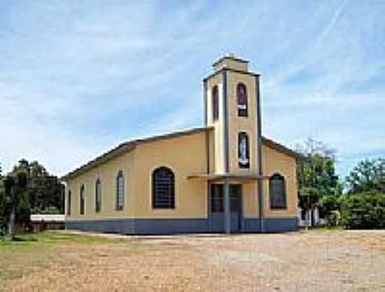 IGREJA DE N.SRA.DO CARAVGIO EM CAPO BONITO DO SUL-FOTO:AJBONATTO - CAPO BONITO DO SUL - RS