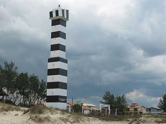 FAROL EM CAPO DA CANOA-FOTO:MARISAFLORES - CAPO DA CANOA - RS