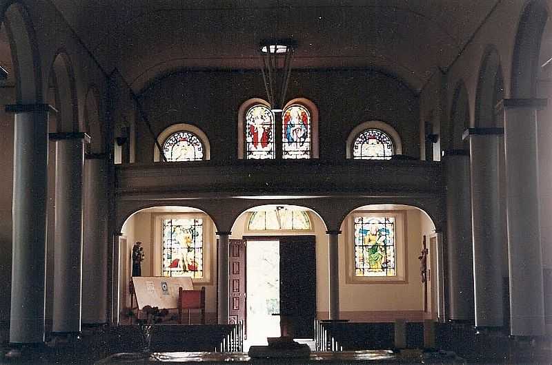 CAPELA DE SANTANA-RS-INTERIOR DA MATRIZ DE SANTA ANA-FOTO:VIKOREZENDE - CAPELA DE SANTANA - RS