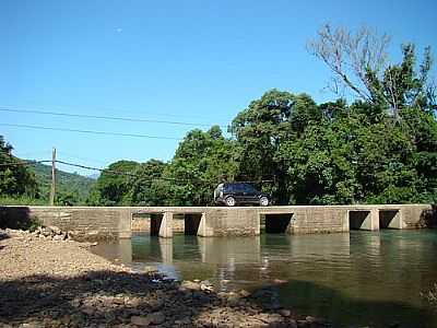 PONTE FOFONKA-FOTO:PCRAPAK - CARA - RS