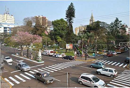 FOTO FEITA DA SACADA DA PREFEITURA, AV. FLORES DA CUNHA, POR CRDITO: FERNANDA SCHENA - CARAZINHO - RS