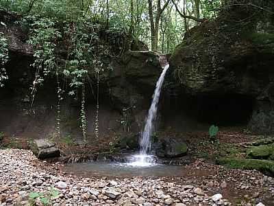 CASCATA-FOTO:RAFAEL IGOR FRITZ  - CERRO BRANCO - RS