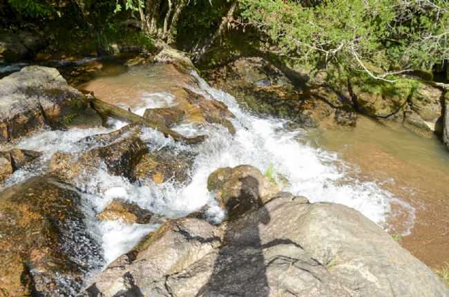 CACHOEIRA LOMBA DO AGRIO CERRO GRANDE DO SUL, POR ANDRIA SOLKA - CERRO GRANDE DO SUL - RS