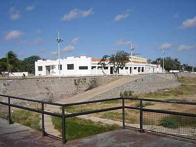 ANTIGA ESTAO FLUVIAL, POR MICHEL JUA - JUAZEIRO - BA