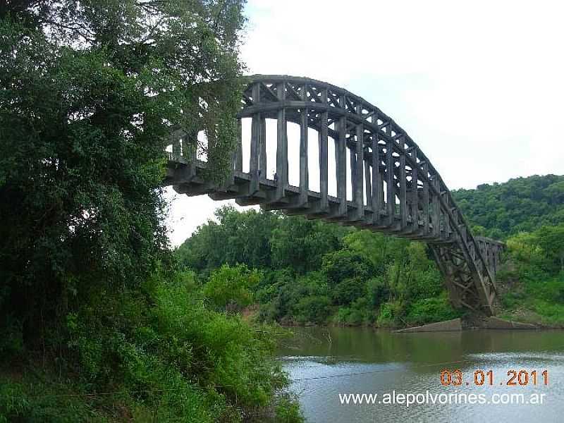 CLARA-RS-PONTE FERROVIRIA SOBRE O RIO TOROPI-FOTO:ALEPOLVORINES  - CLARA - RS