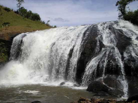 CACHOEIRA MARAVILHOSA, POR ERNANE RIBAS - JUCURUU - BA