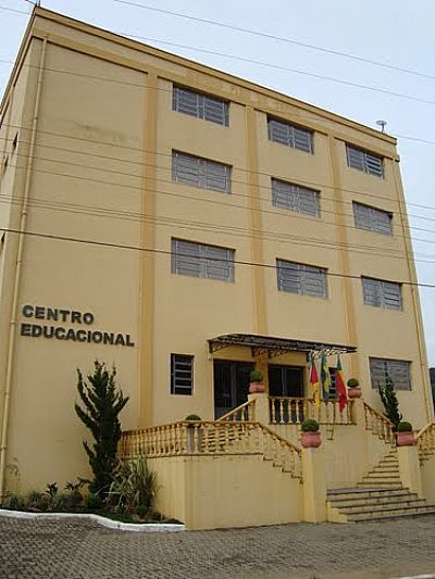 CENTRO EDUCACIONAL-FOTO:FRANK A. FRAPORTI  - COQUEIRO BAIXO - RS