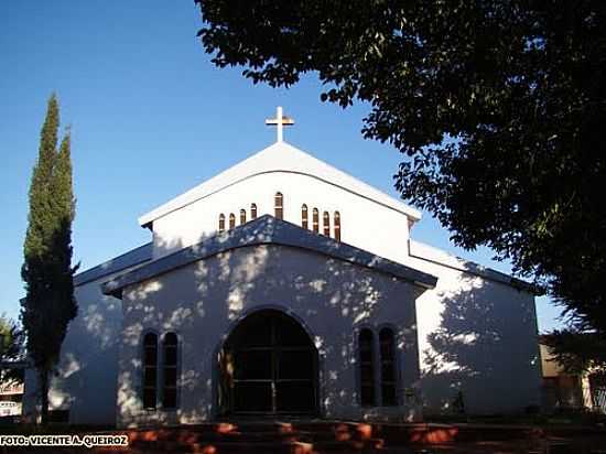 MATRIZ DE SANTO ANTNIO DE PDUA EM CORONEL BICACO-FOTO:VICENTE A. QUEIROZ - CORONEL BICACO - RS