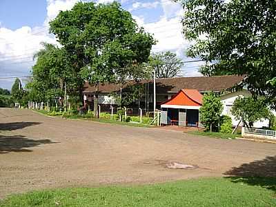 ESCOLA DE EDUCAO BSICA-FOTO:EVANDRINHO_FALABRETT - CORONEL TEIXEIRA - RS