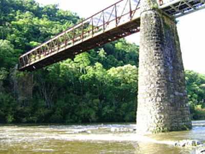 PONTE DO KORFF-FOTO:DILONEI DAROS  - CRIVA - RS