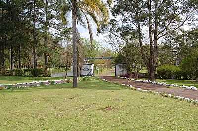 ENTRADA DO CLUBE DE TIRO,CAA E PESCA-EMILIO HOFFMANN - CRUZ ALTA - RS