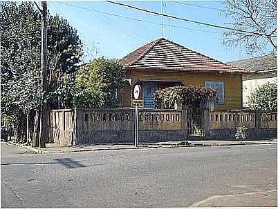 CASA-FOTO:TOCO1965  - CRUZEIRO DO SUL - RS