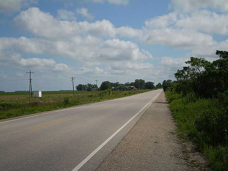 CURRAL ALTO-RS-RODOVIA BR-471-FOTO:FRANCOBRAS - CURRAL ALTO - RS